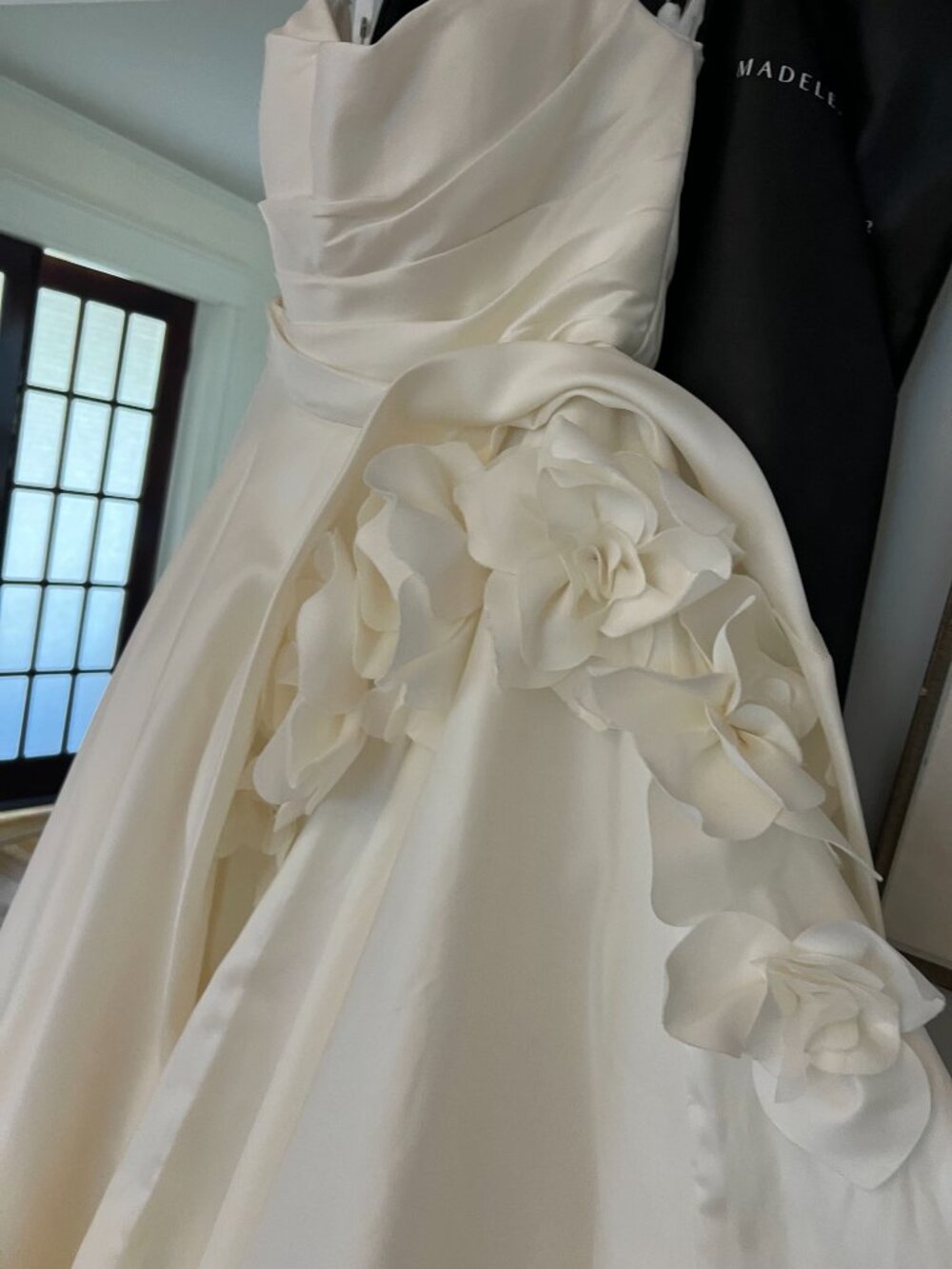 Jenny Yoo Gardenia Wedding dress - Picture 8 of 9